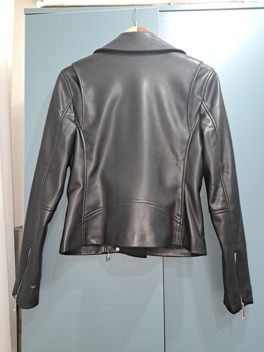 Косуха Mango и куртка Massimo Dutti