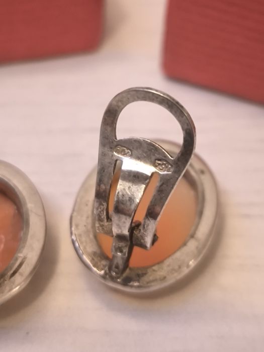 две  обеци за уши са с рамка от сребро 800 камея