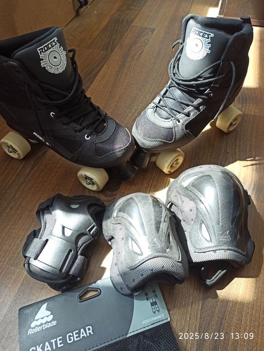 Patine rotile ROCES KOLOSSAL Adult Clasic Skates 43 noi Set Protecție
