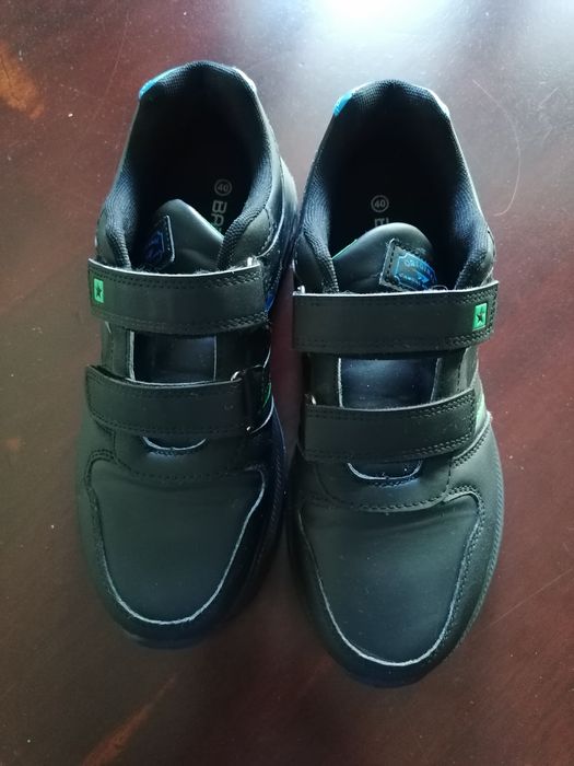 Adidași Badoxx mărime 40