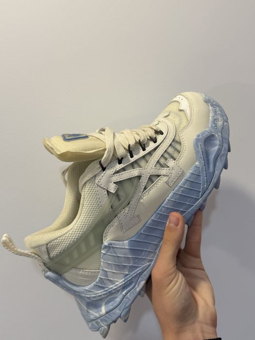 Off White Odzy 1000