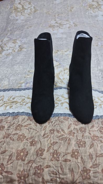 Продается демисезон, цена окончательная