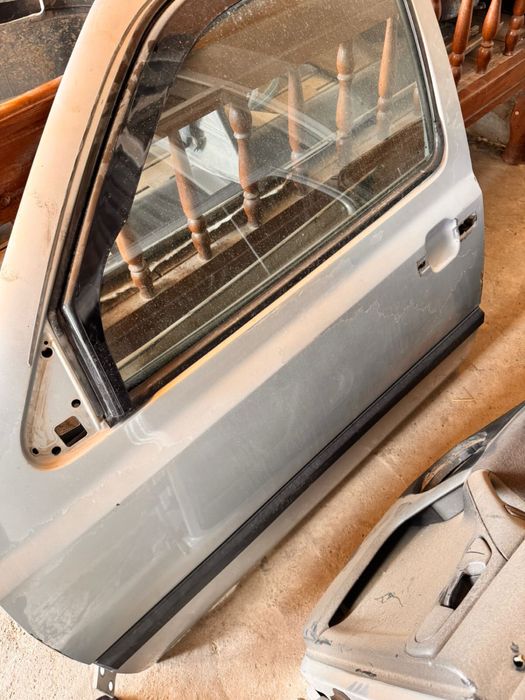 Обе левые двери на гольф 3