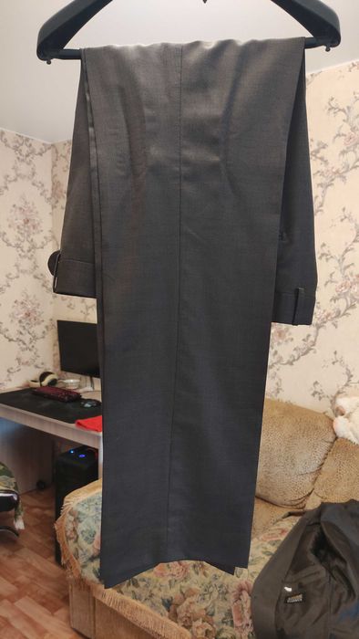 Продам костюм новый (Анталья)