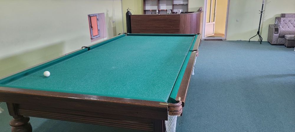 Bilyard stoli  holati yangi