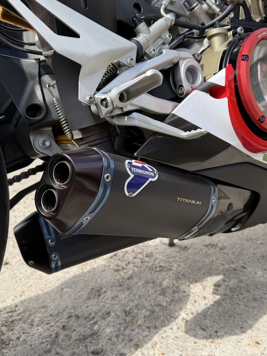 Ducati Panigale V4S