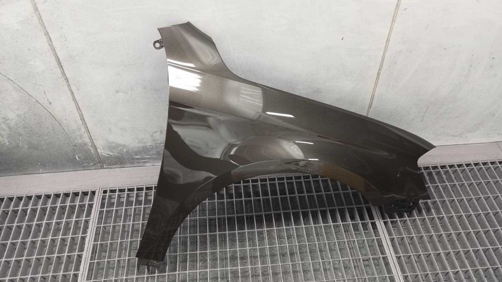 Aripa Fata Dreapta & Stanga VW Passat B7 An 2011-2014 (LB8R (Maro))