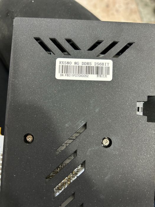 Radeon 580 8gb.        .