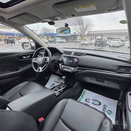 Honda Crider 2024 году Брали с салона Пробег 37000км не битая