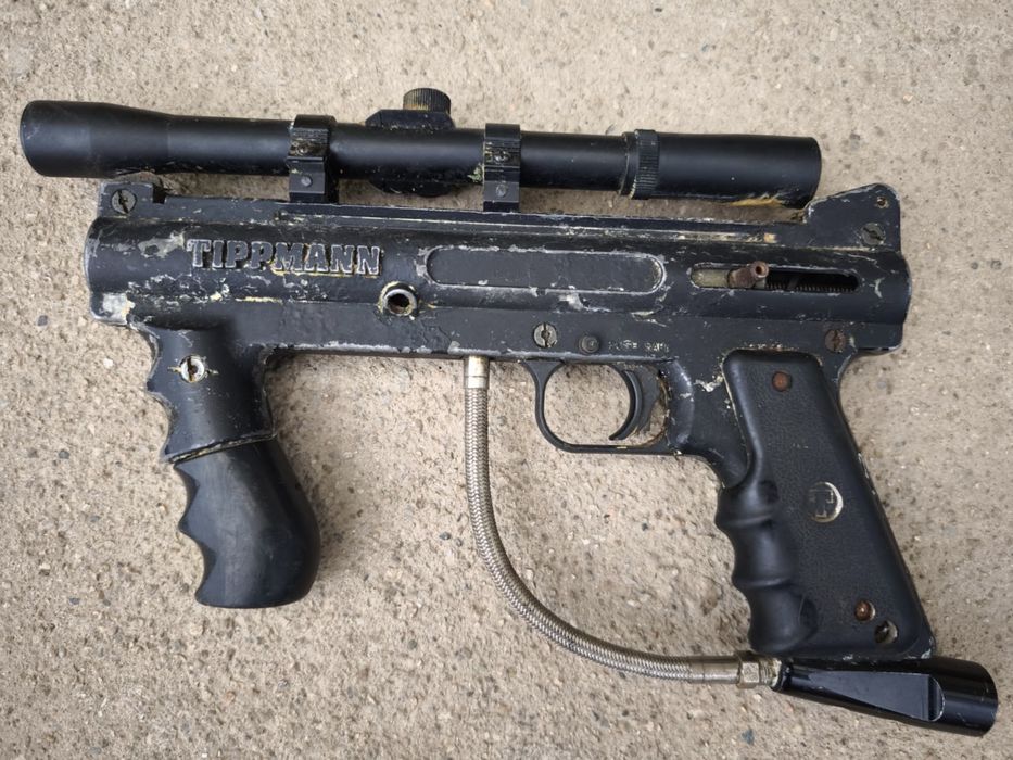 Vand 4 pistoale paintball la pachet