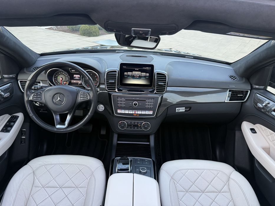 Mercedes Gle Coupe 350d Amg Designo Alcantara Pano Masaj Carbon Full