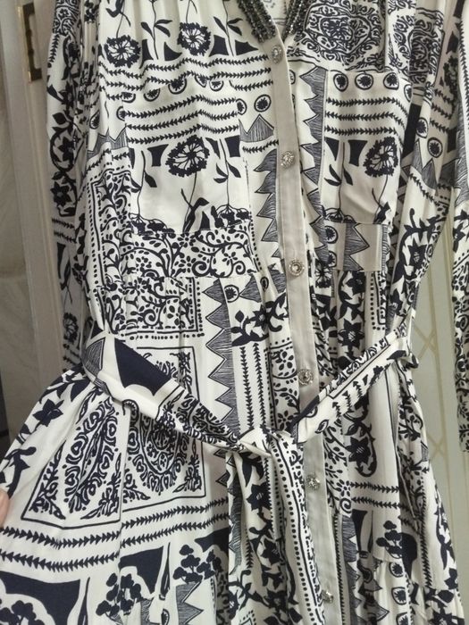 Шикарное платье. Ламаград.