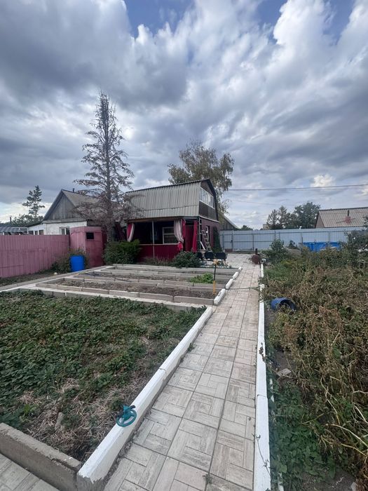 Продается двухэтажная дача