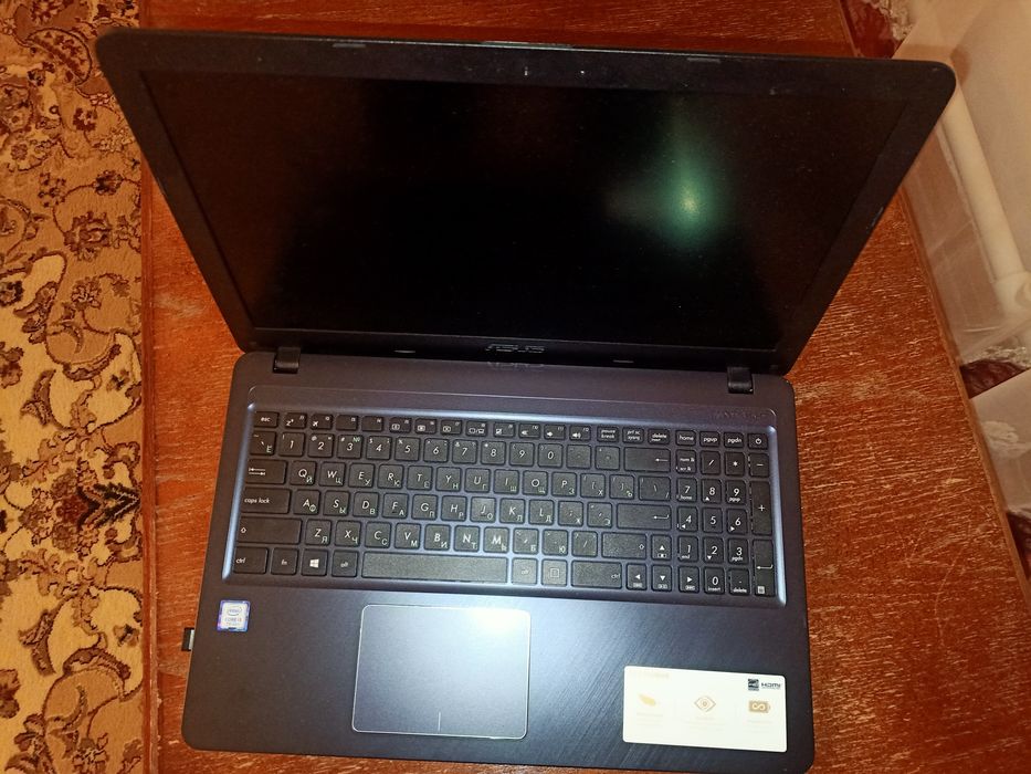 Продам ноутбук в отличном состоянии