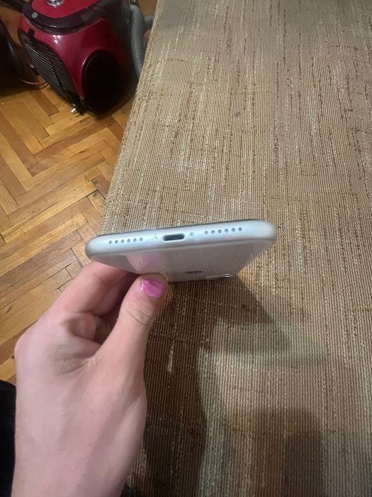 iphone 11 64 gb запазен