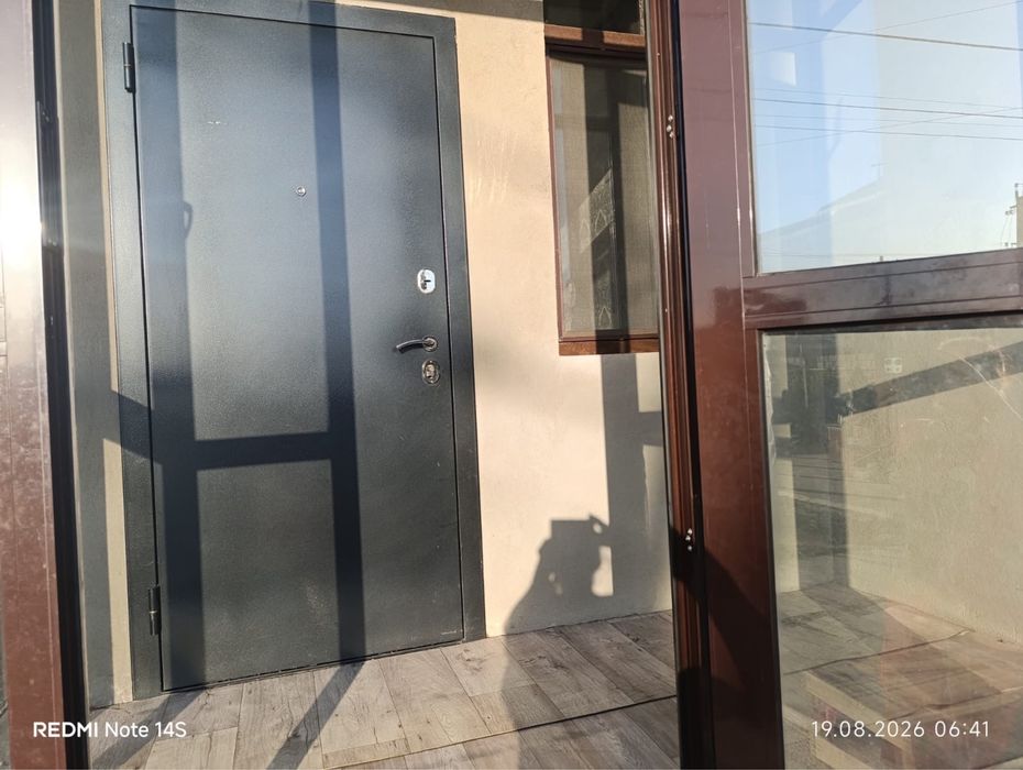 Самал 3 те 2 комнатты үй арендағы беріледі