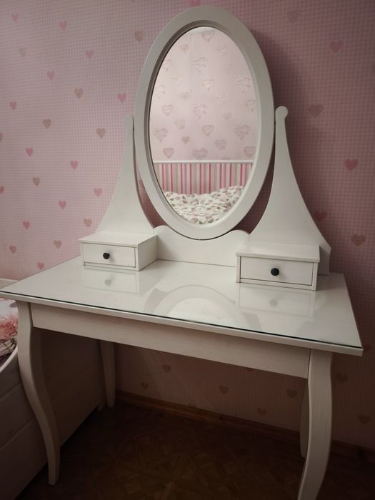 Косметический столик Ikea