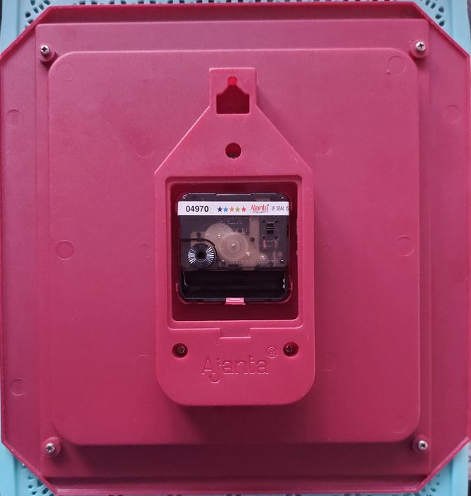 Настенные часы недорого