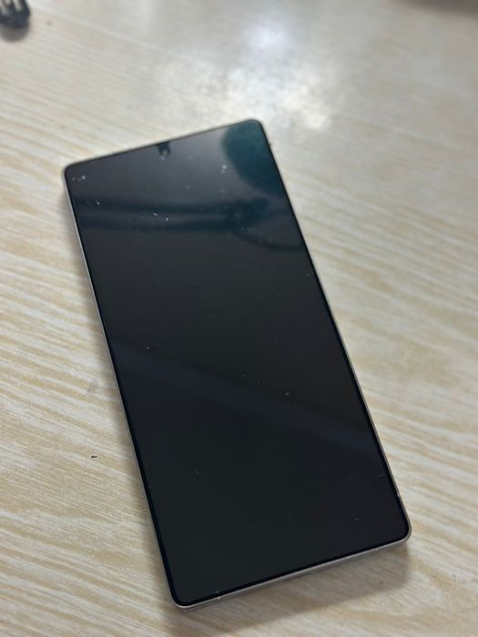 Продам Samsung S25Ultra 256gb.