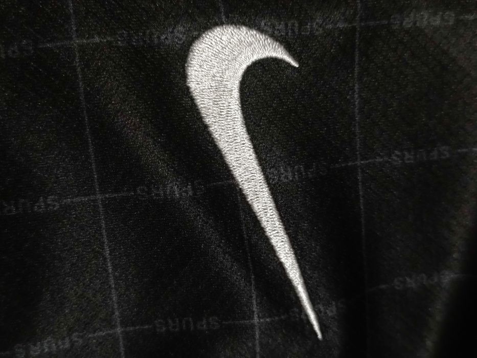 Tricou de fotbal-Radu Drăgusin- Tottenham Hotspur away Kit 25/26-Nike