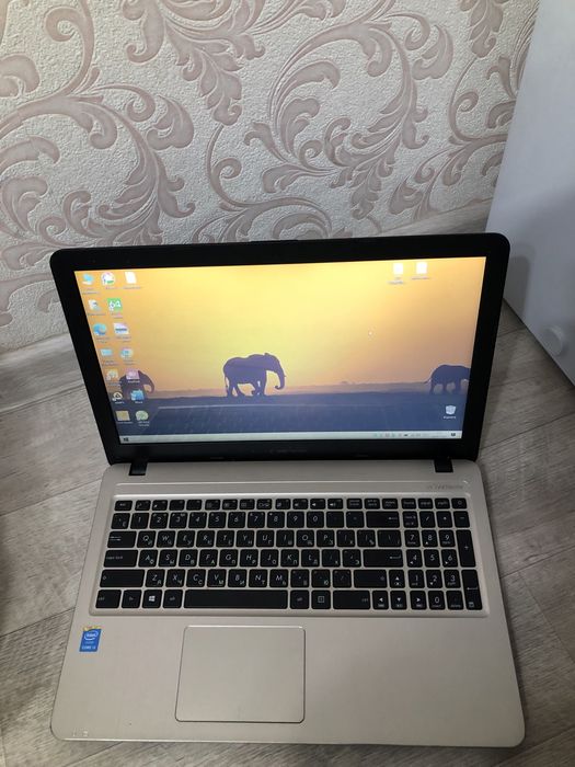 Asus X540LA Core i3