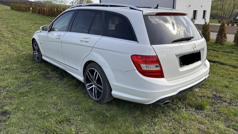 Mercedes-Benz C-Class (W204)