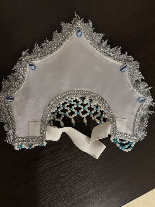 Продам костюм снегурочки