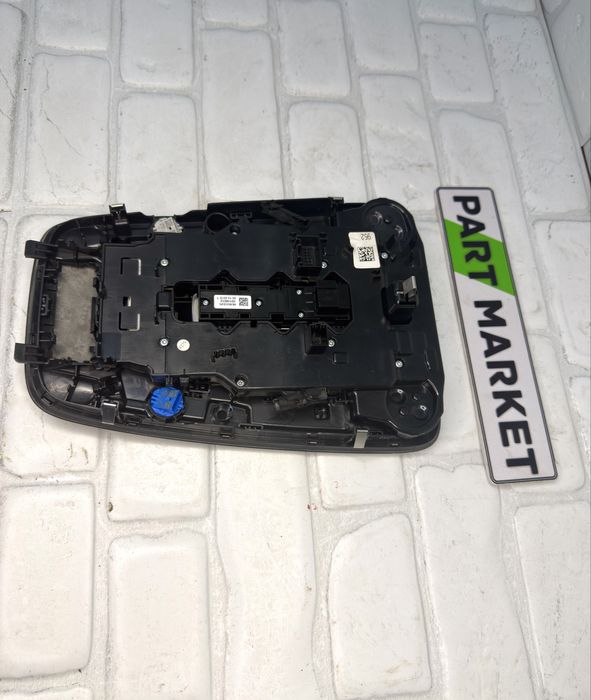 Черен Плафон AUDI A4 B9 8W0947135AT 4M0959613B