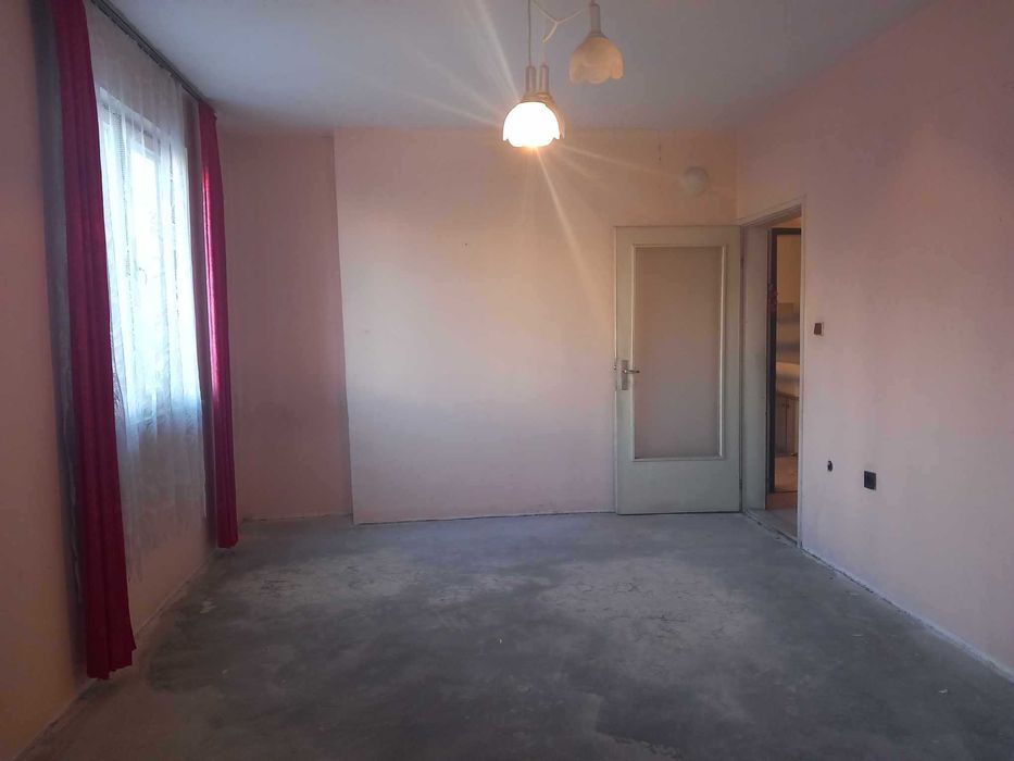 Продава се Тристаен апартамент в Варна, Бизнес хотел - 64 кв.м за 1860 €/кв.м - Снимка #1