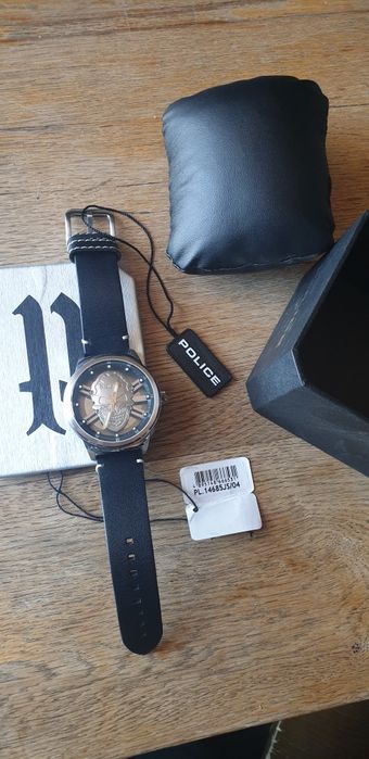 Ocazie Cadou CeasPolice PL.14685JSB-61
Ceasul Police Predator PL.14685