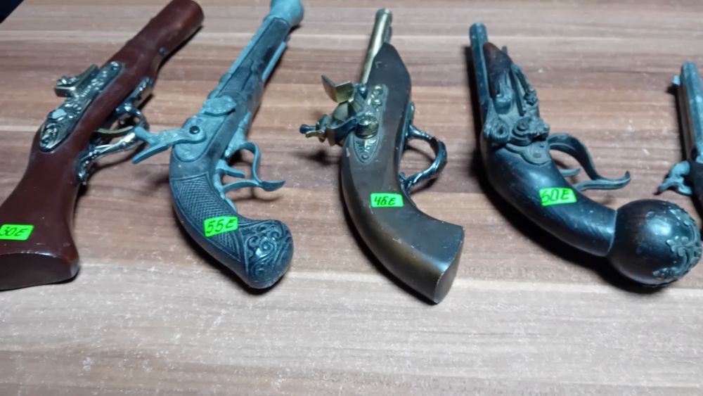 Пищови реплика за декор и носии