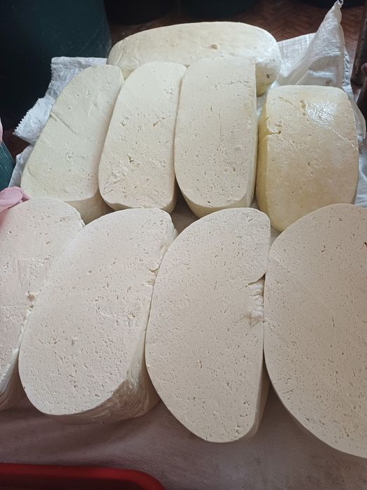 Brânză de oaie din Banat de la munte din vara