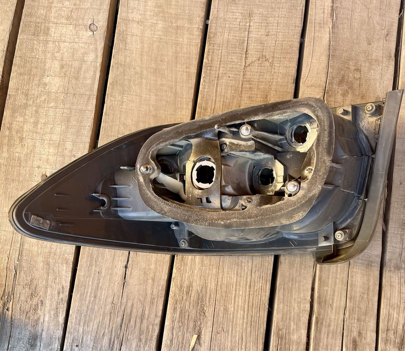 Задние фары Мазда cx7