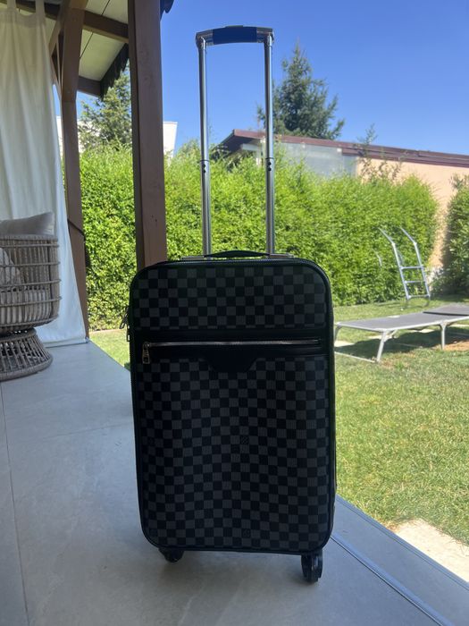 Vand Troller Louis Vuitton, nou, negru