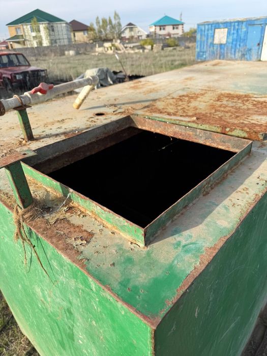 Срочно. Емкость 6-7 кубов