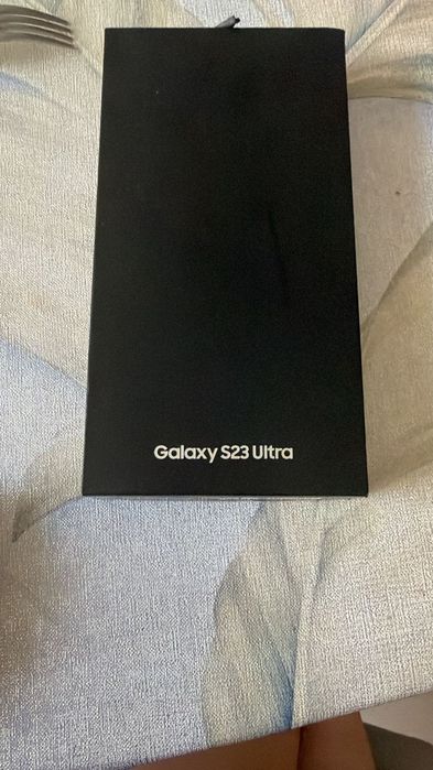Продам телефон Самсунг s23 ultra