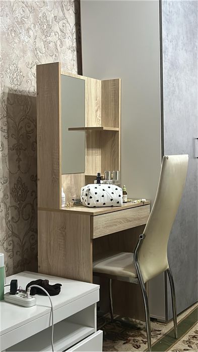 Туалетный столик ЛДСП