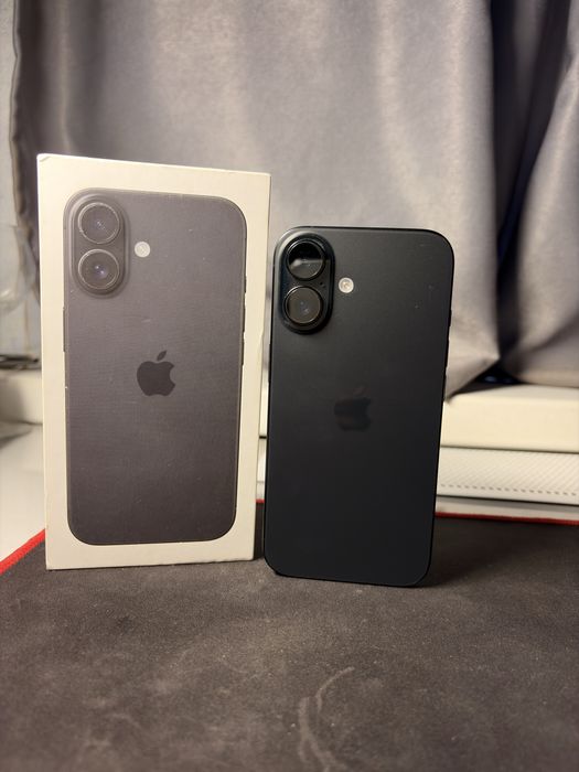 Продам iphone 16 128 black