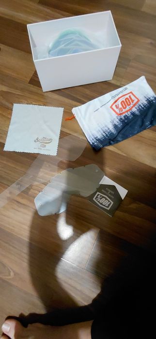 Каска с очила за мотокрос