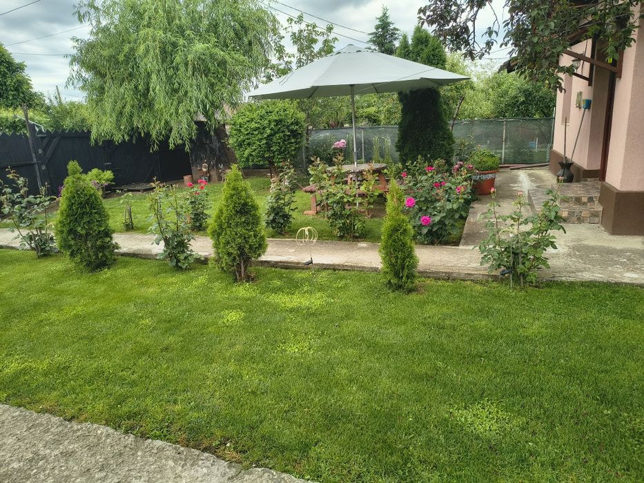Casa de vanzare  cu 3 camere constructie 2015