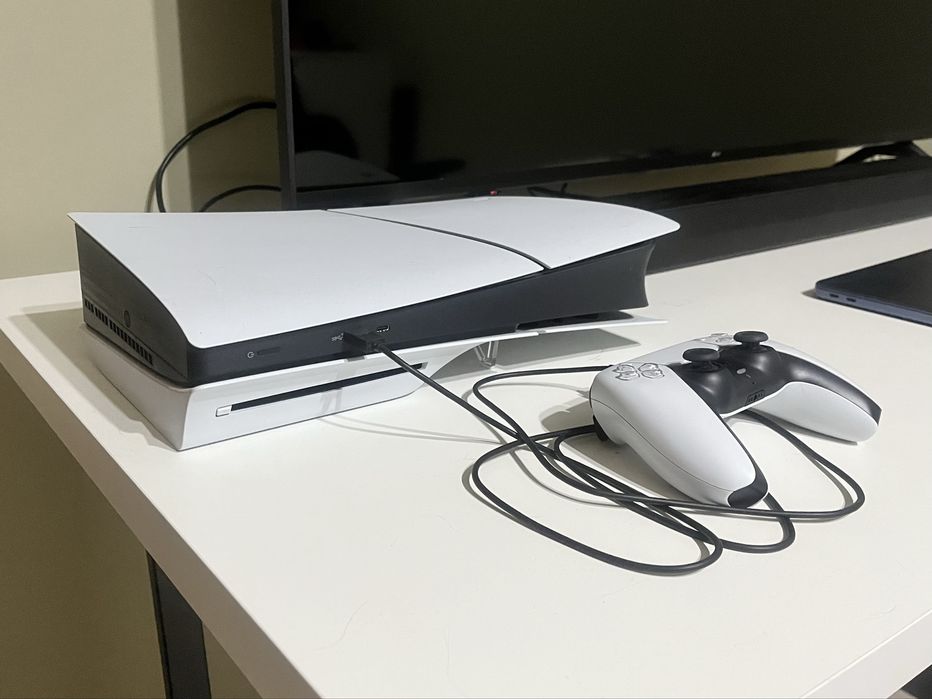 PlayStation 5 Slim 1tb