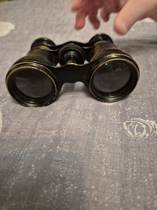 Binoclu de teatru vechi