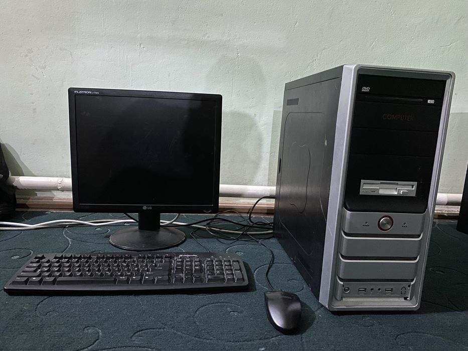 Комплект компютер сотилади