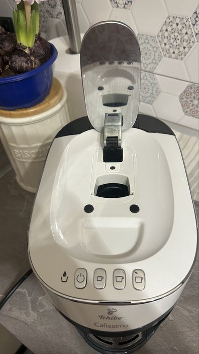 Espressor Tchibo Cafissimo +23 capsule cadou