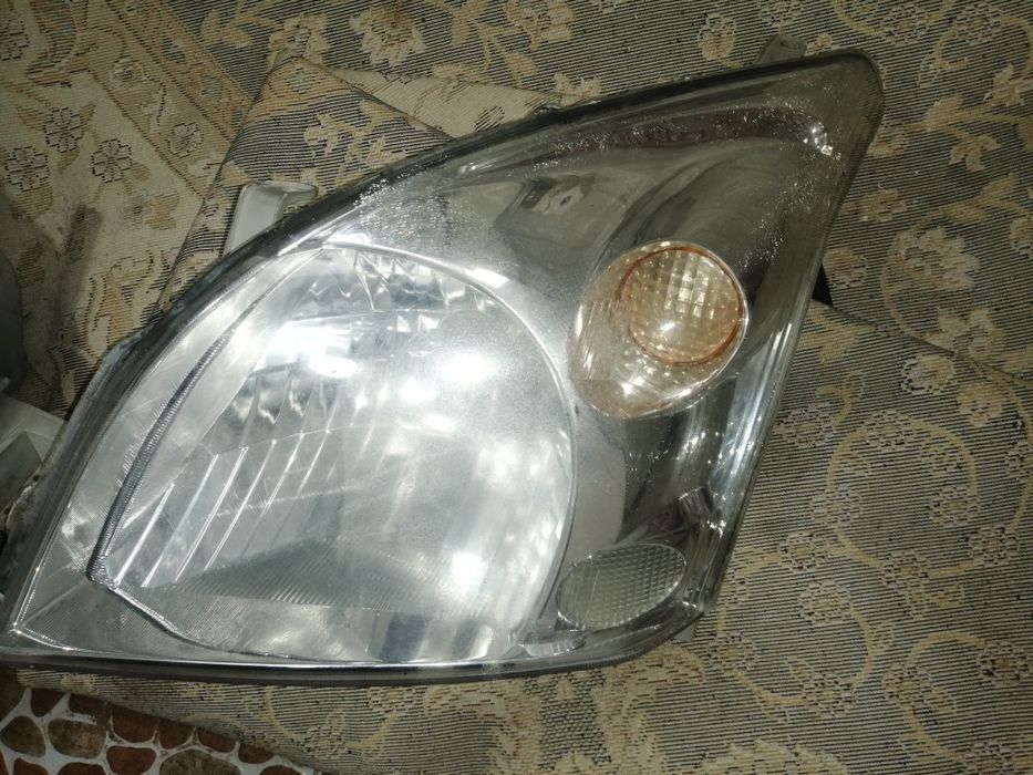 Продам Фары на Прадо 120