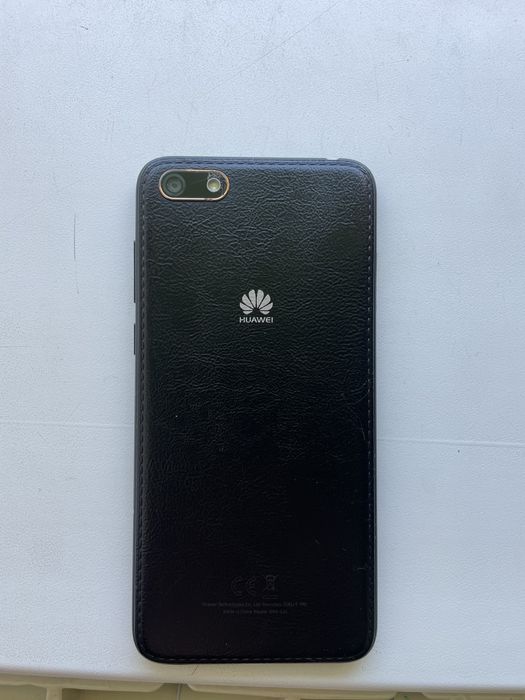 телефон Huawei LX5