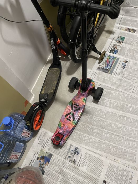 Продам детские самокаты