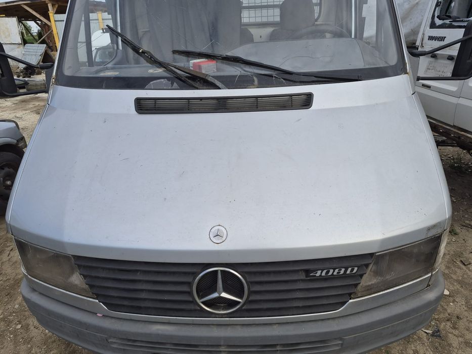 Far faruri stânga dreapta  Mercedes Sprinter 906 1997