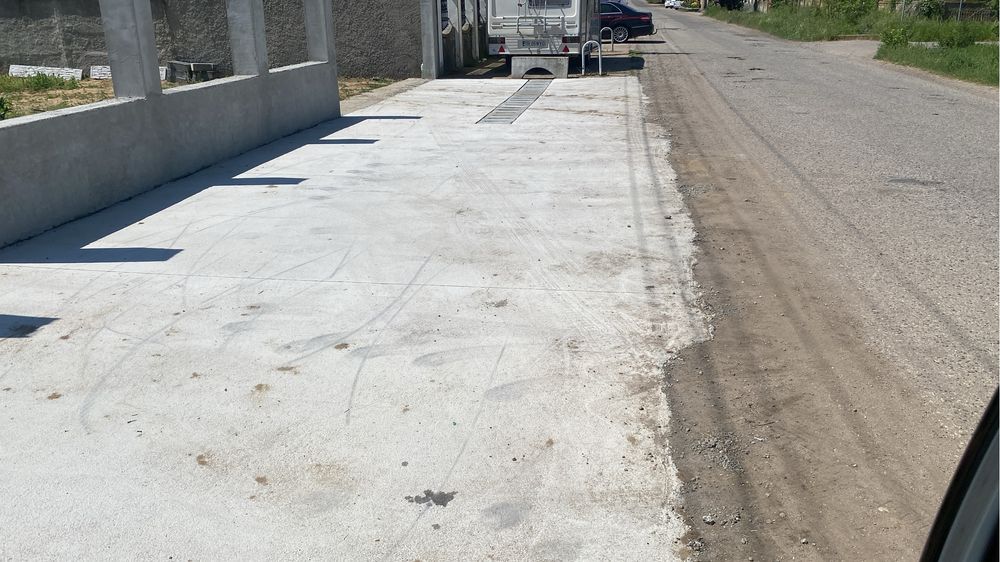 Teren intralivan 1253mp 16M Deschidere