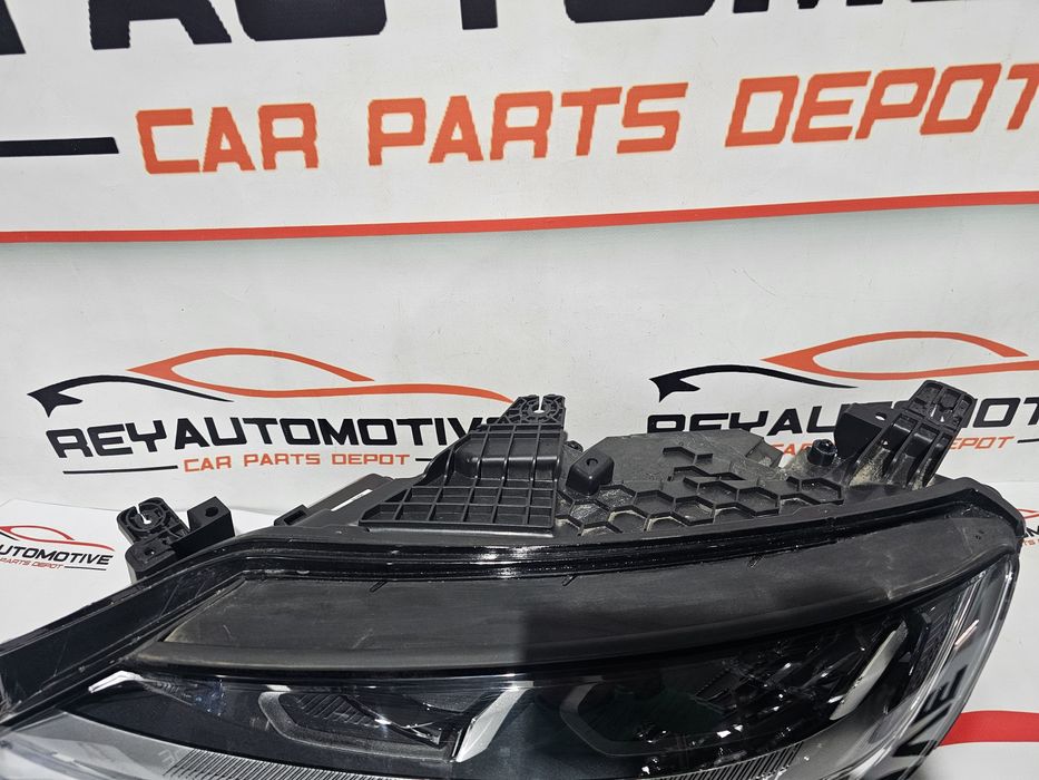 Far stanga Byd Atto 2 / Atto 3 cod SC3E-4121010